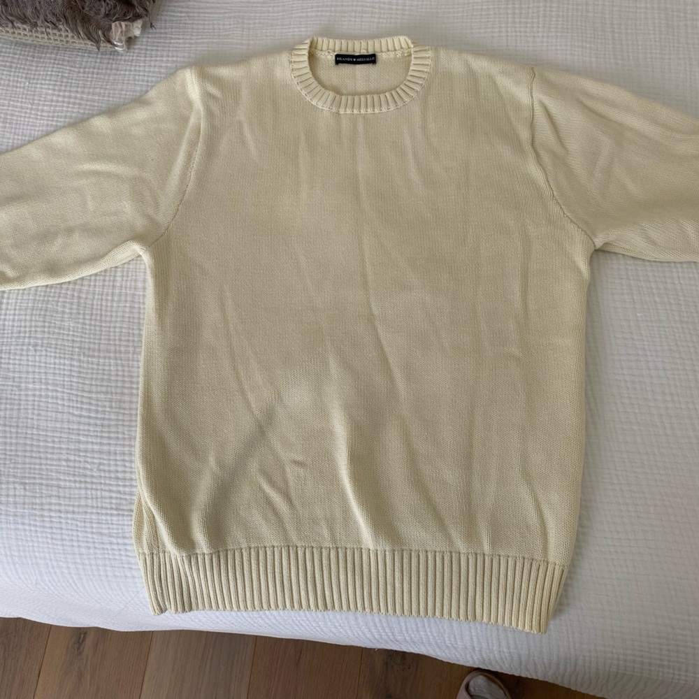 Brandy Melville Sweater